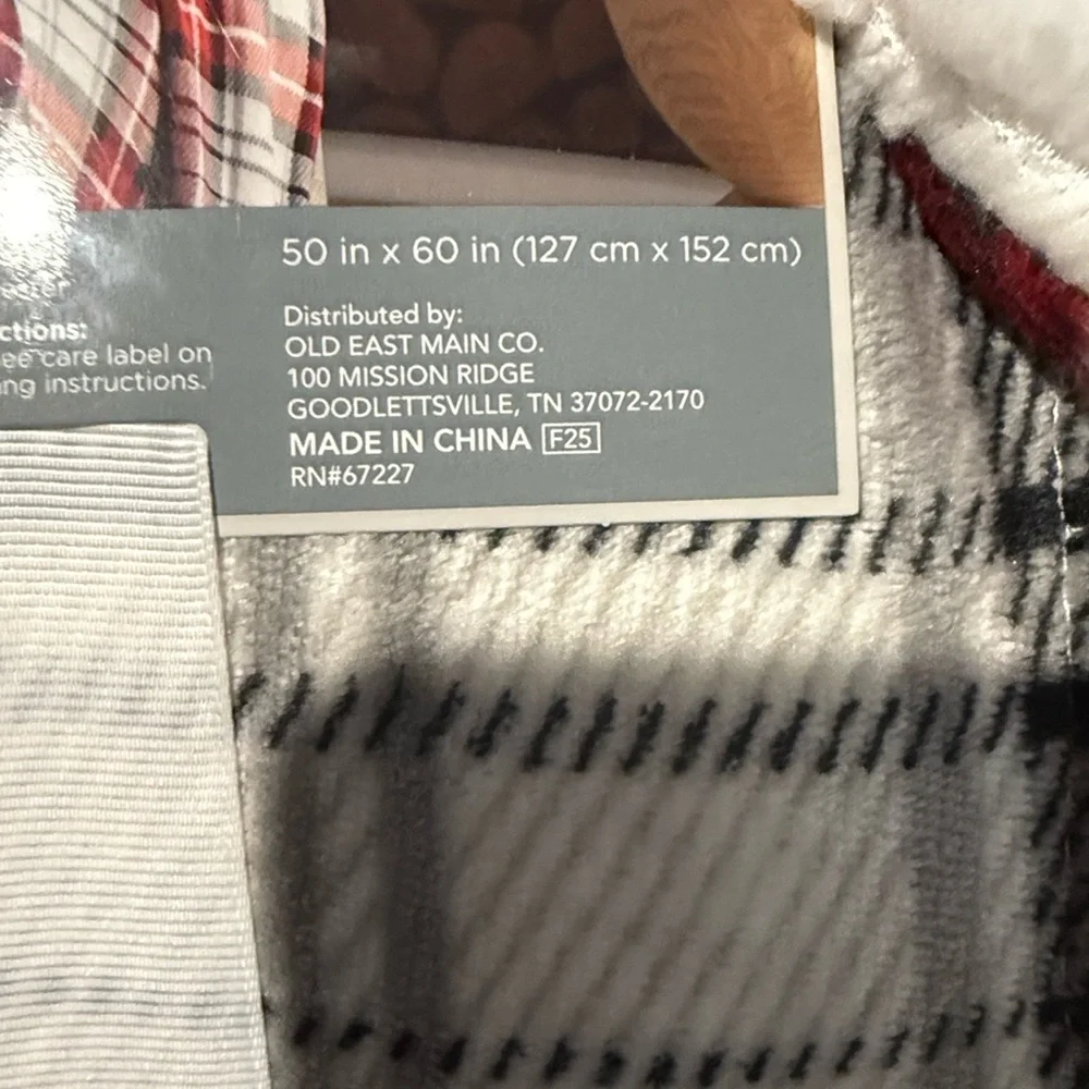 Comfort Bay Microplush Berber Throw Blanket - Red, Black, and White Plaid